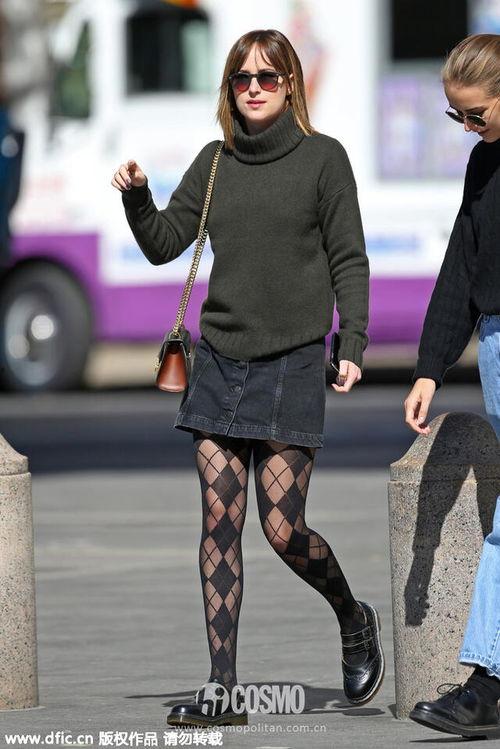 明星黑丝袜穿搭,明星黑丝袜穿搭秘籍大揭秘